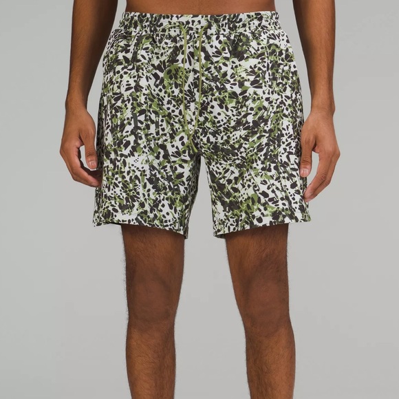 lululemon athletica Other - Lululemon Men’s Green, White and Black Pool Short 7” Size Large NWT